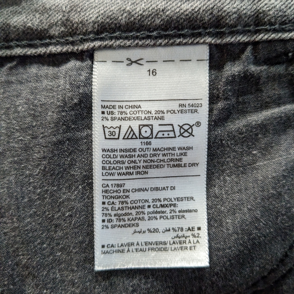 Old Navy jeans - Picture 4 of 4